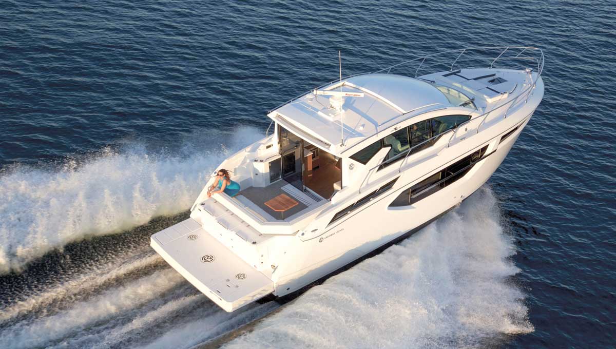 Cruisers Yachts 42 Cantius aerial view
