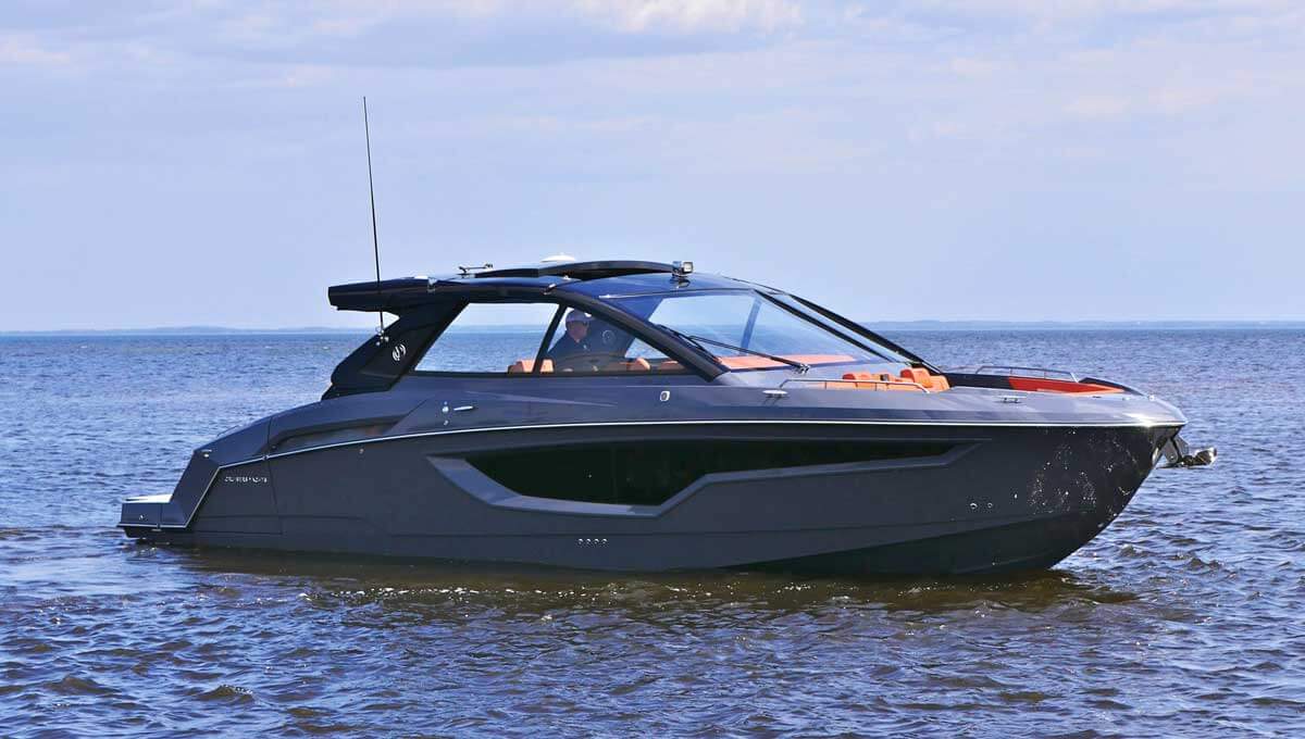 Cruisers Yachts 42 GLS I/O
