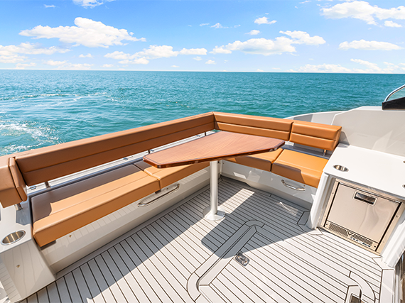46 Cantius Cockpit