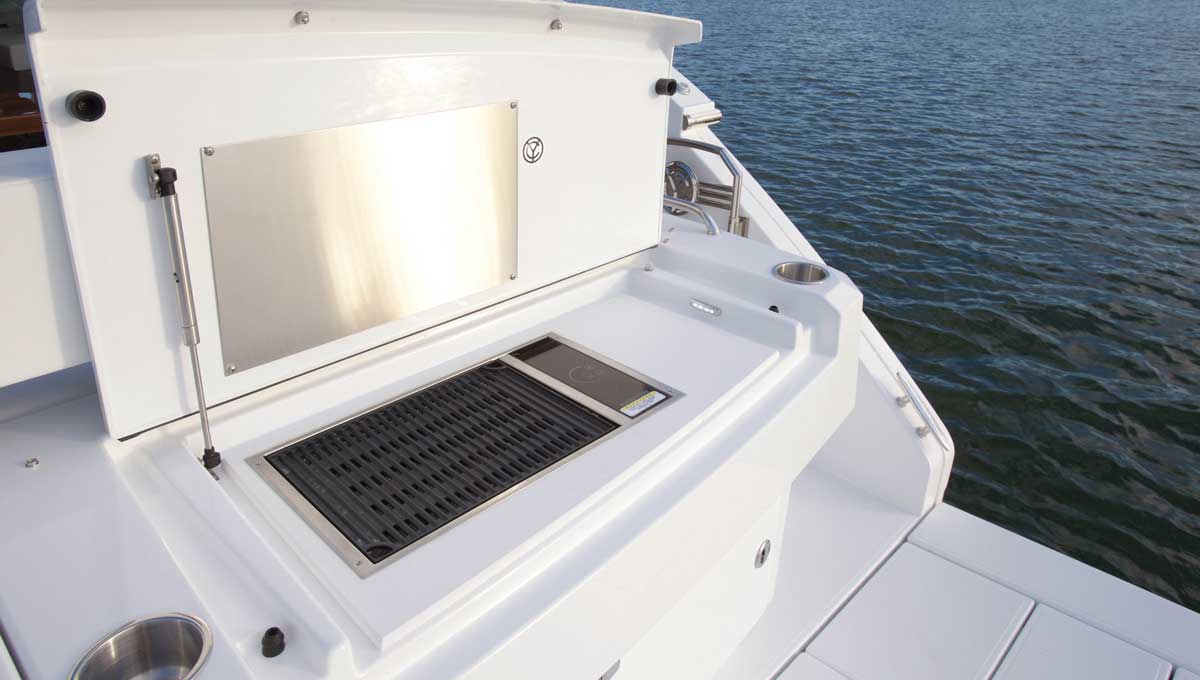Grill on aft of Cruisers Yachts 46 Cantius