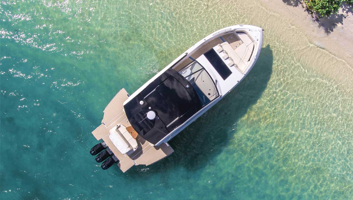 Aerial view of 50 GLS with beach doors down