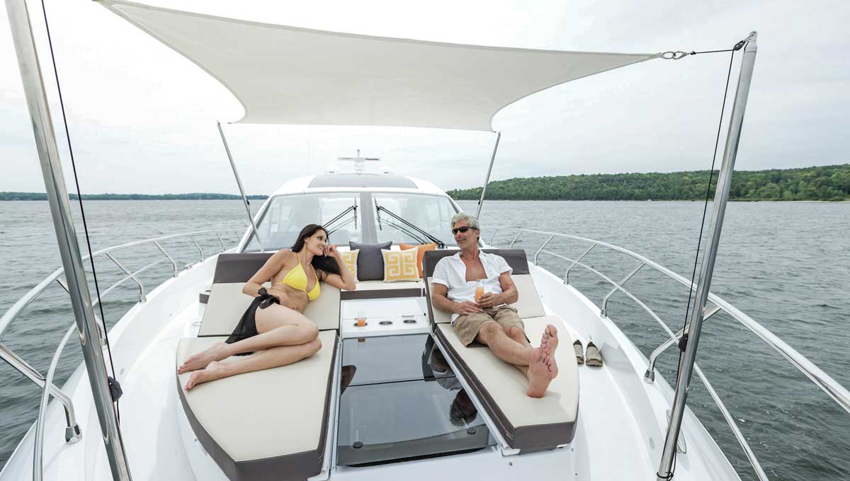 Cruisers Yachts 60 Cantius bow seating with shade