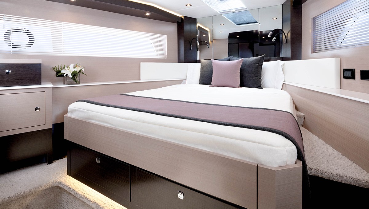 VIP Stateroom of Cruisers Yachts 60 fly