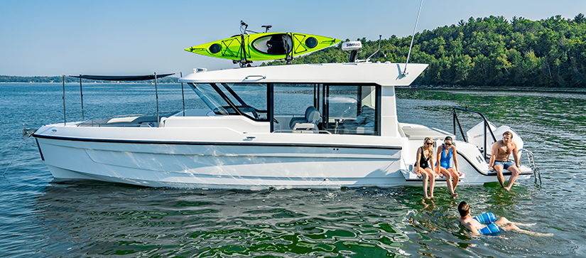 Walkthrough of the 38 VTR EC from Cruisers Yachts