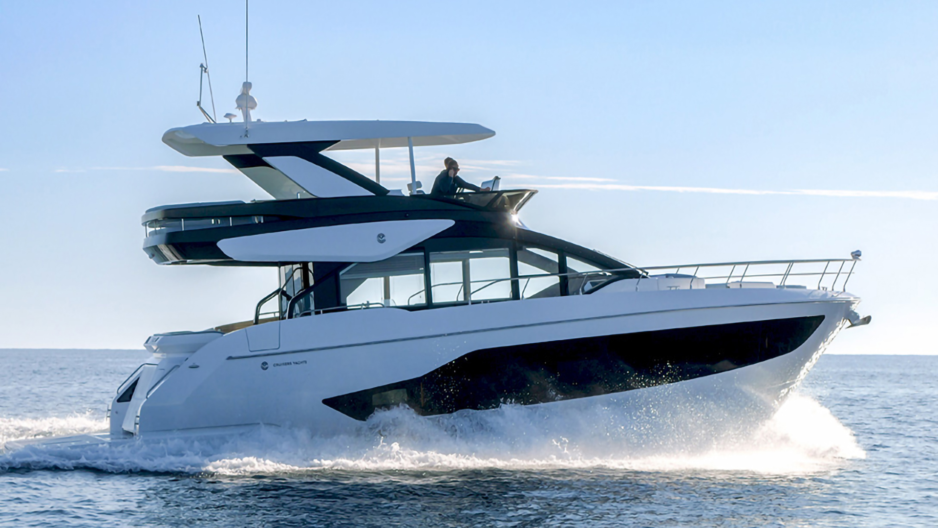 The 57 FLY cruising