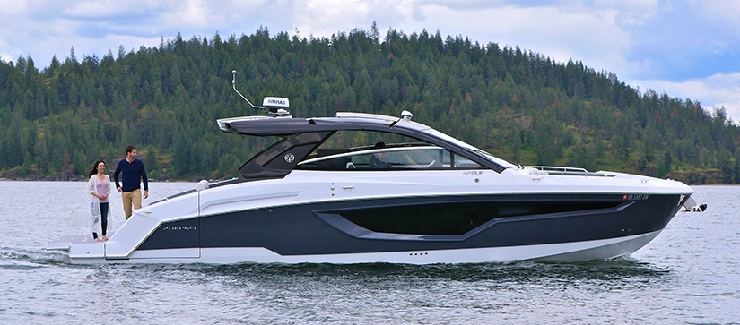 42 GLS OB on the lake
