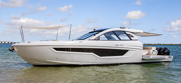 A GLS model from Cruisers Yachts