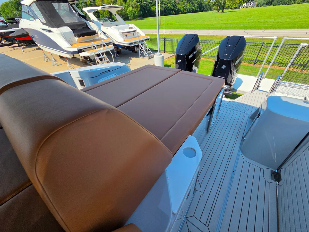2027 Cruisers Yachts 38 VTR 38.0 feet, Clearwater, Florida #46