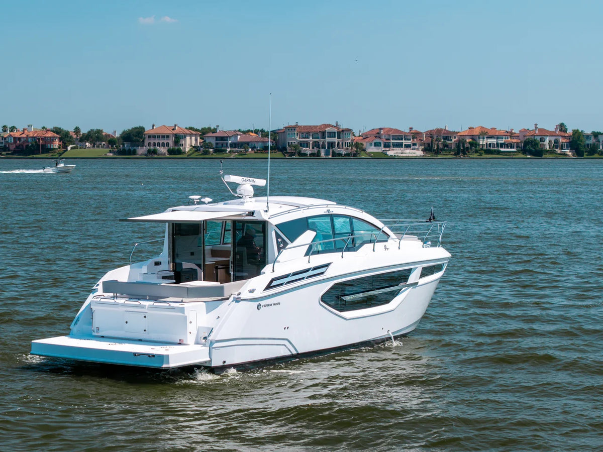 2026 Cruisers Yachts 42 Cantius 42.0 feet, Clearwater, Florida #8