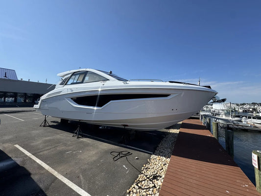 2027 Cruisers Yachts 42 GLS Outboard 42.0 feet, Clearwater, Florida #1