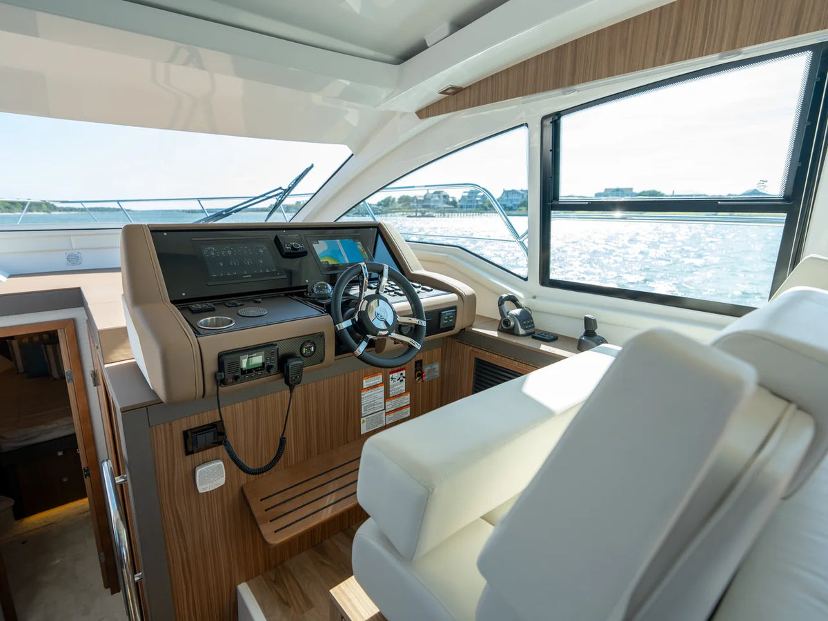 2026 Cruisers Yachts 42 Cantius 42.0 feet, Clearwater, Florida #29