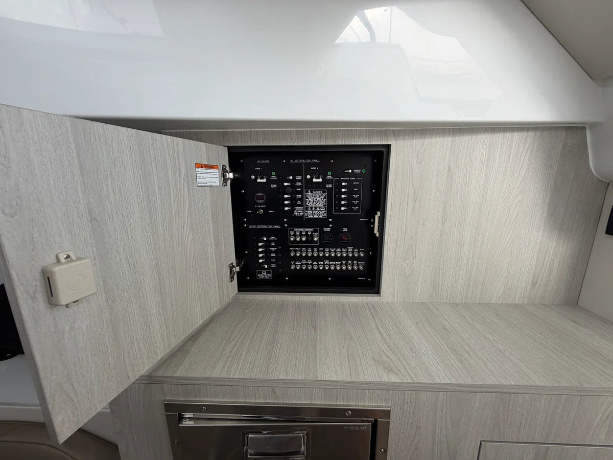 2026 Cruisers Yachts 38 VTR 38.0 feet, Clearwater, Florida #25