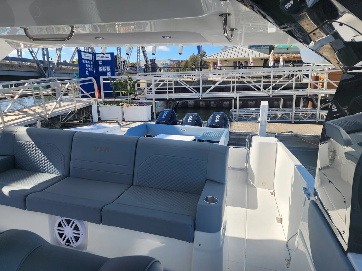 2027 Cruisers Yachts 45VTR 45.0 feet, Clearwater, Florida #40