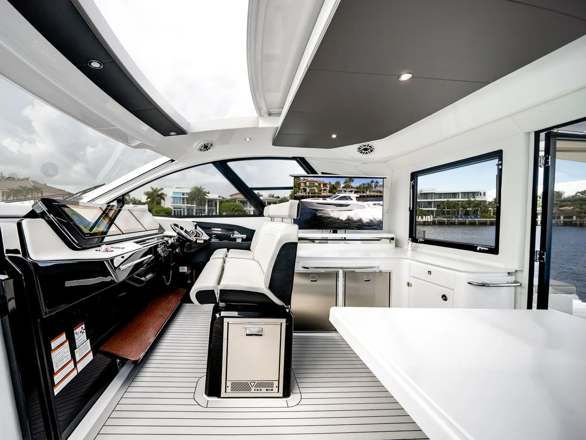 2026 Cruisers Yachts 50 GLS Outboard 50.0 feet, Clearwater, Florida #35