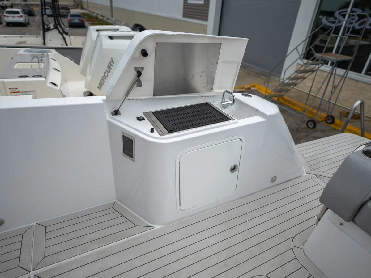 2026 Cruisers Yachts 38 VTR 38.0 feet, Clearwater, Florida #41