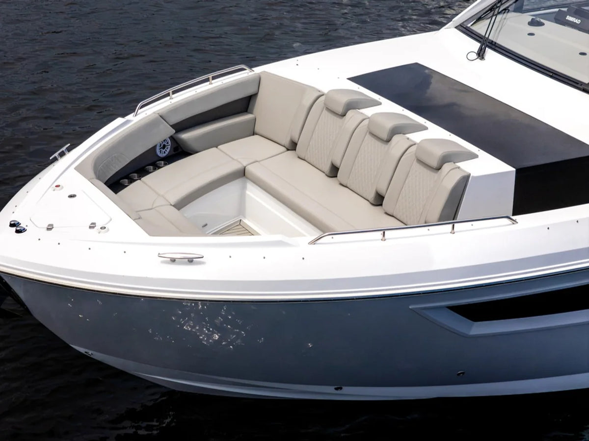 2026 Cruisers Yachts 50 GLS Outboard 50.0 feet, Clearwater, Florida #3