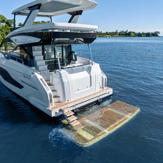 2027 Cruisers Yachts 50 FLY 50.0 feet, Clearwater, Florida #3