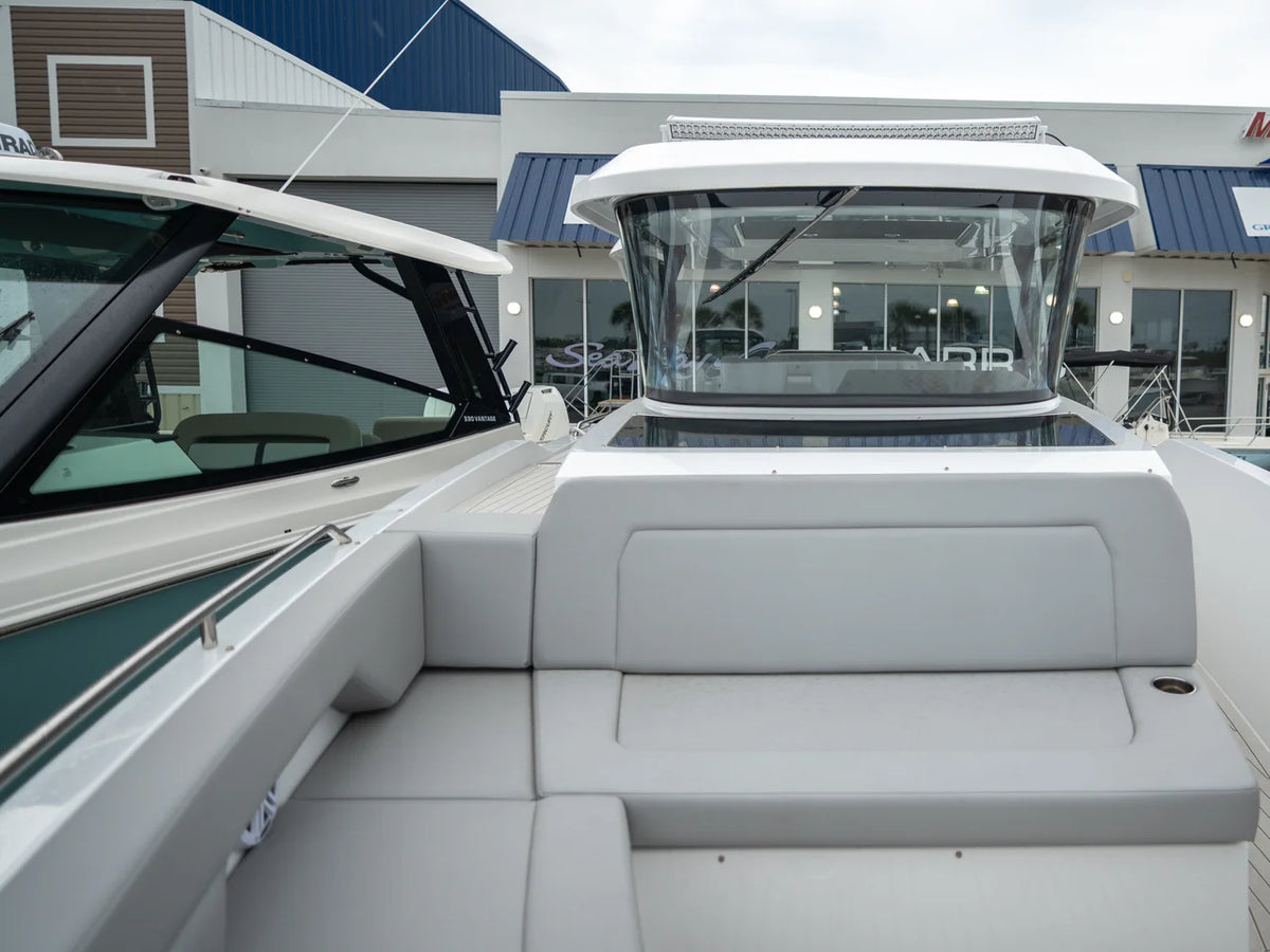 2026 Cruisers Yachts 38 VTR 38.0 feet, Clearwater, Florida #19