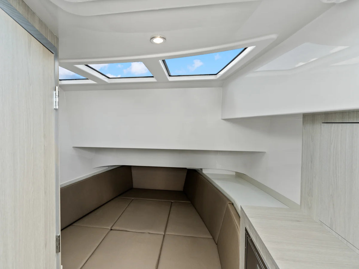 2026 Cruisers Yachts 38 VTR EC 38.0 feet, Clearwater, Florida #34