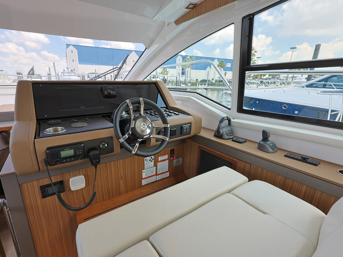 2026 Cruisers Yachts 42 Cantius 42.0 feet, Clearwater, Florida #19