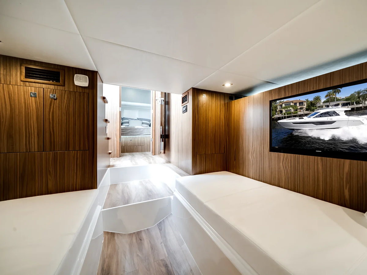 2026 Cruisers Yachts 50 GLS Outboard 50.0 feet, Clearwater, Florida #47