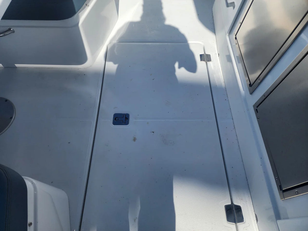2027 Cruisers Yachts 45VTR 45.0 feet, Clearwater, Florida #38