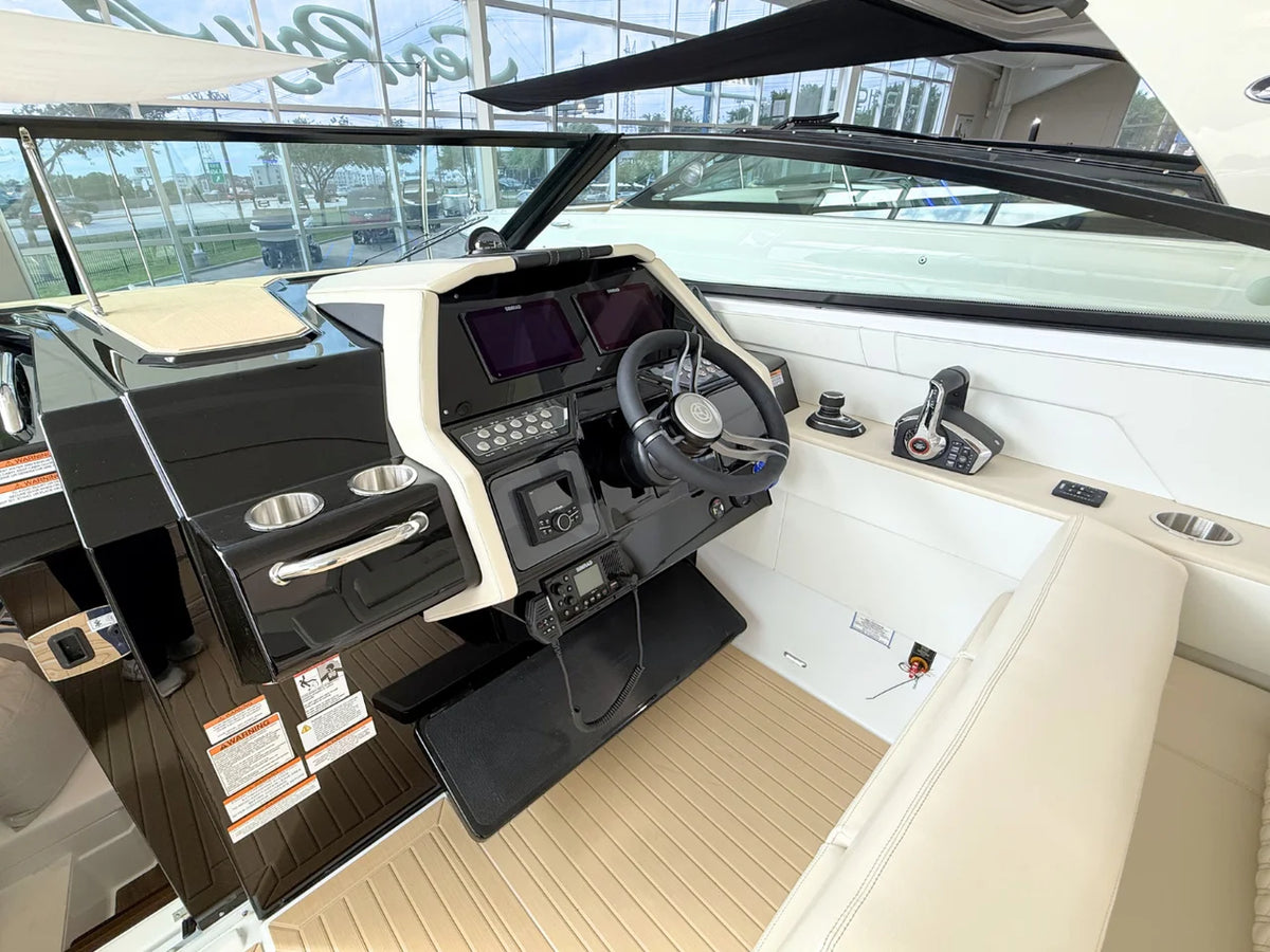 2026 Cruisers Yachts 34 GLS 34.0 feet, Clearwater, Florida #29