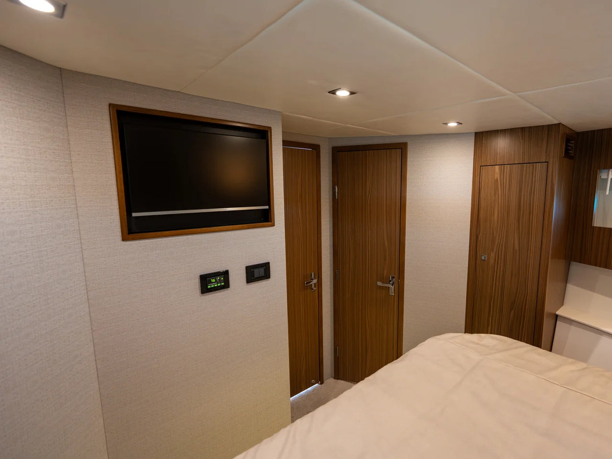 2026 Cruisers Yachts 42 Cantius 42.0 feet, Clearwater, Florida #11
