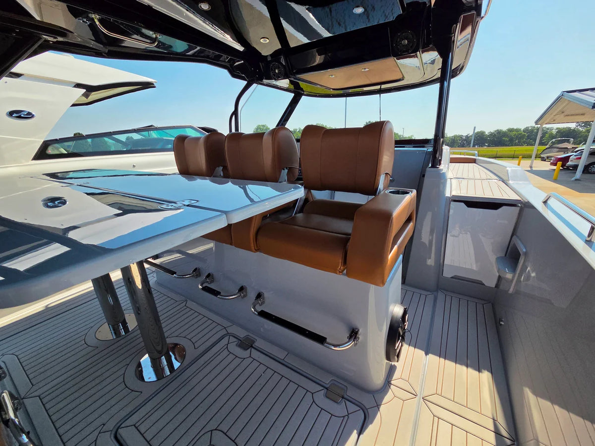 2027 Cruisers Yachts 38 VTR 38.0 feet, Clearwater, Florida #20