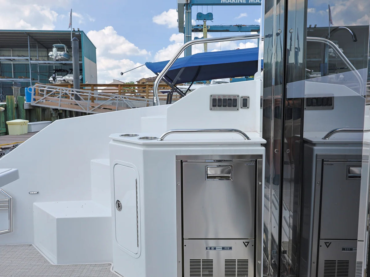 2026 Cruisers Yachts 42 Cantius 42.0 feet, Clearwater, Florida #41