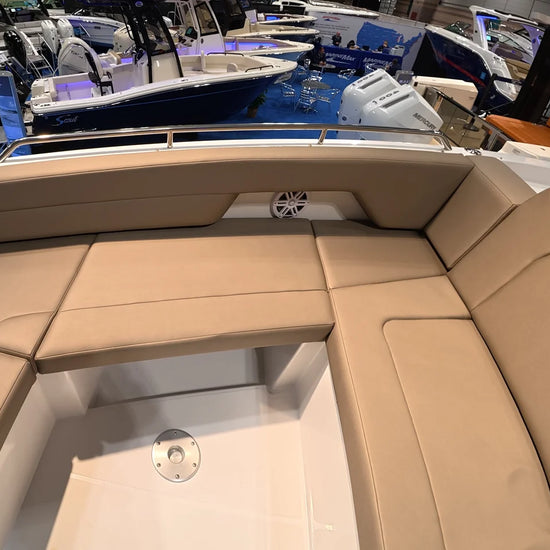2026 Cruisers Yachts 38 VTR EC 38.0 feet, Clearwater, Florida #52