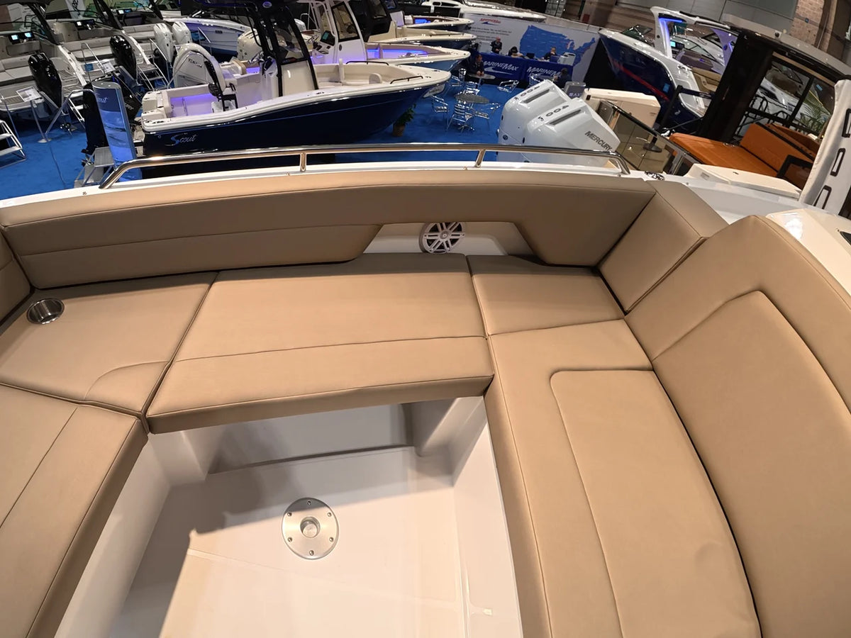 2026 Cruisers Yachts 38 VTR EC 38.0 feet, Clearwater, Florida #52