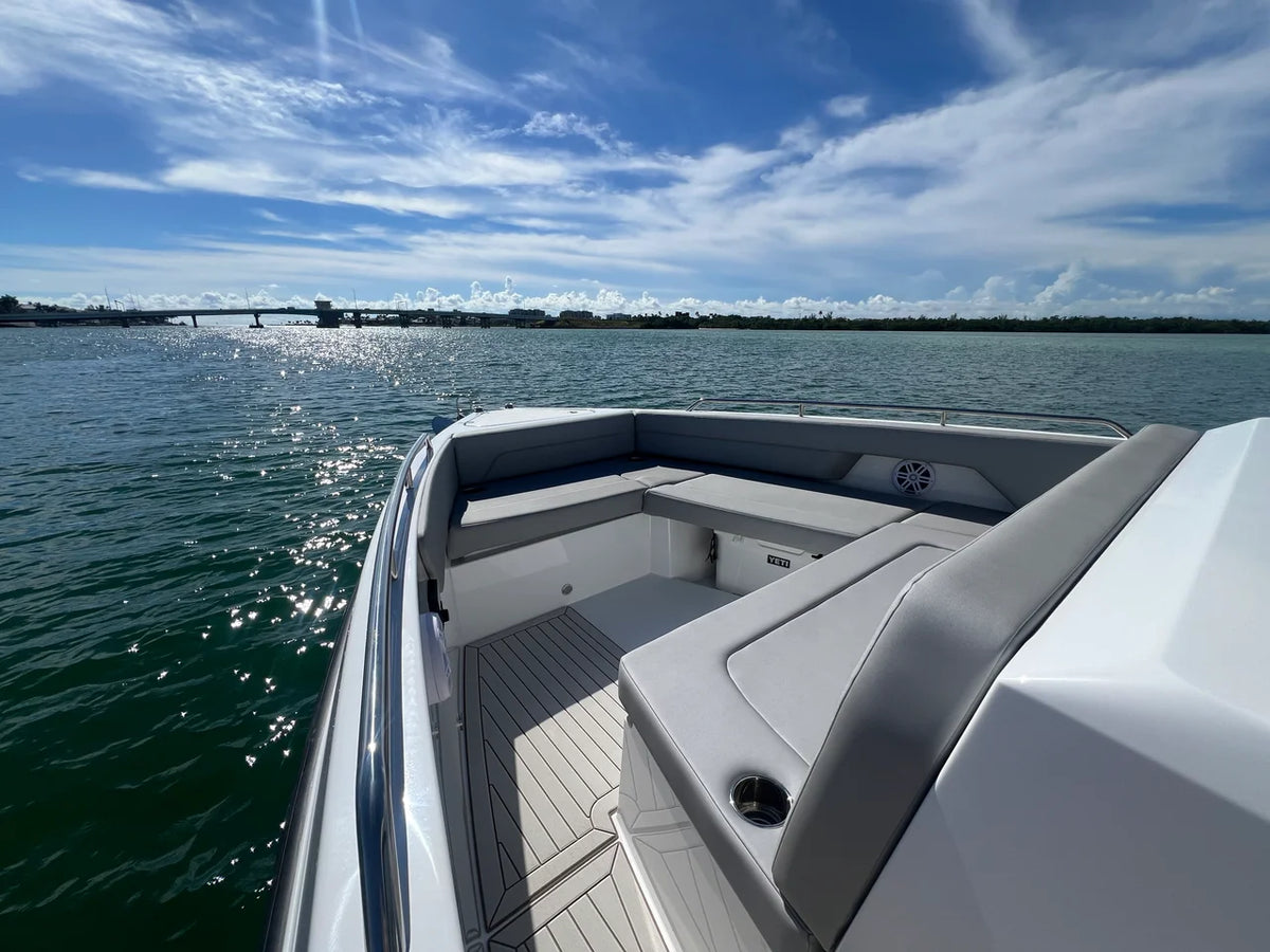 2026 Cruisers Yachts 38 VTR 38.0 feet, Clearwater, Florida #38