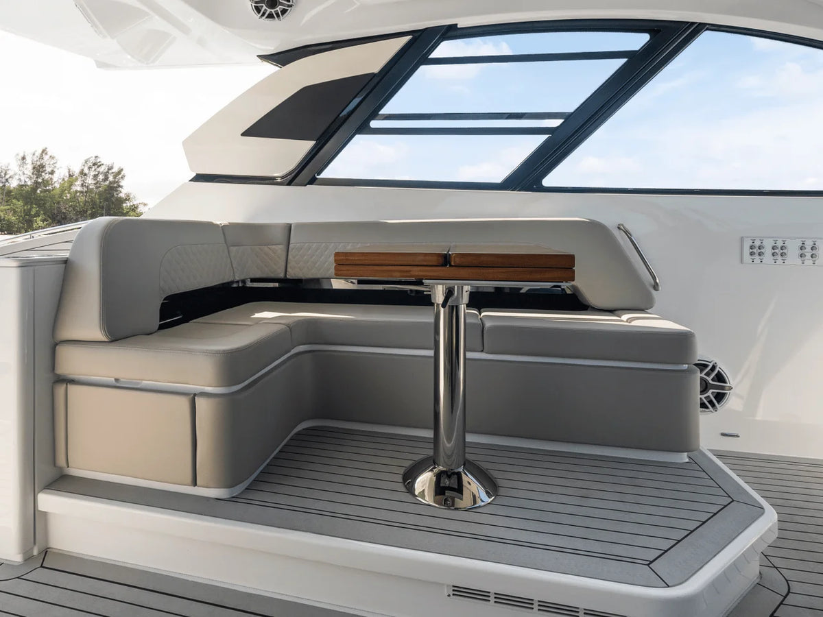 2027 Cruisers Yachts 50 GLS OB 50.0 feet, Clearwater, Florida #89