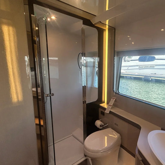 2026 Cruisers Yachts 57 FLY 57.0 feet, Clearwater, Florida #50