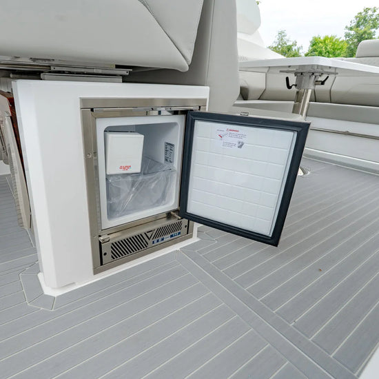 2027 Cruisers Yachts 42 GLS Outboard 42.0 feet, Clearwater, Florida #26