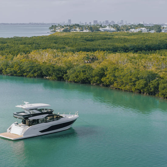 2027 Cruisers Yachts 57 FLY 57.0 feet, Clearwater, Florida #3