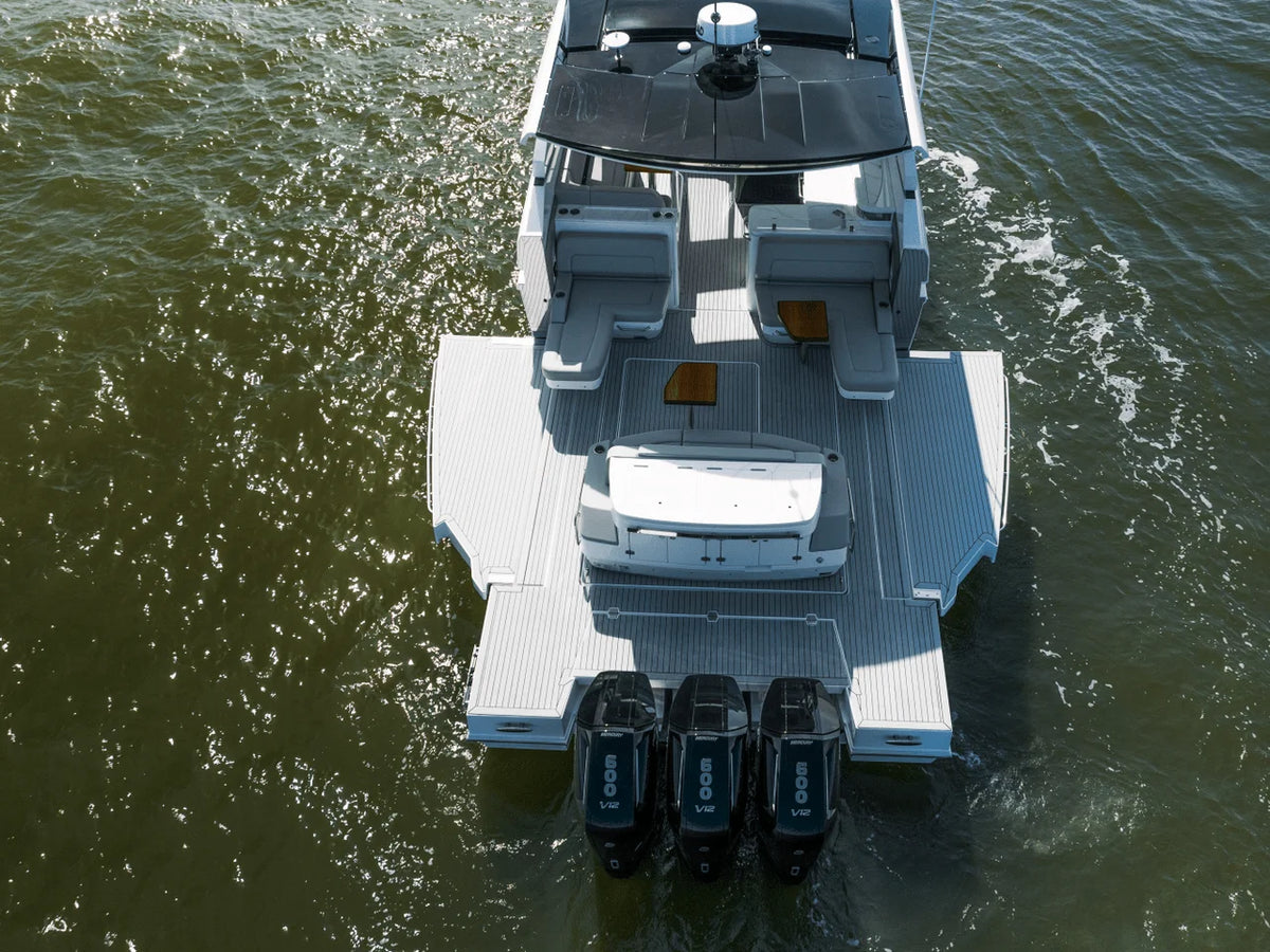 2027 Cruisers Yachts 50 GLS OB 50.0 feet, Clearwater, Florida #21