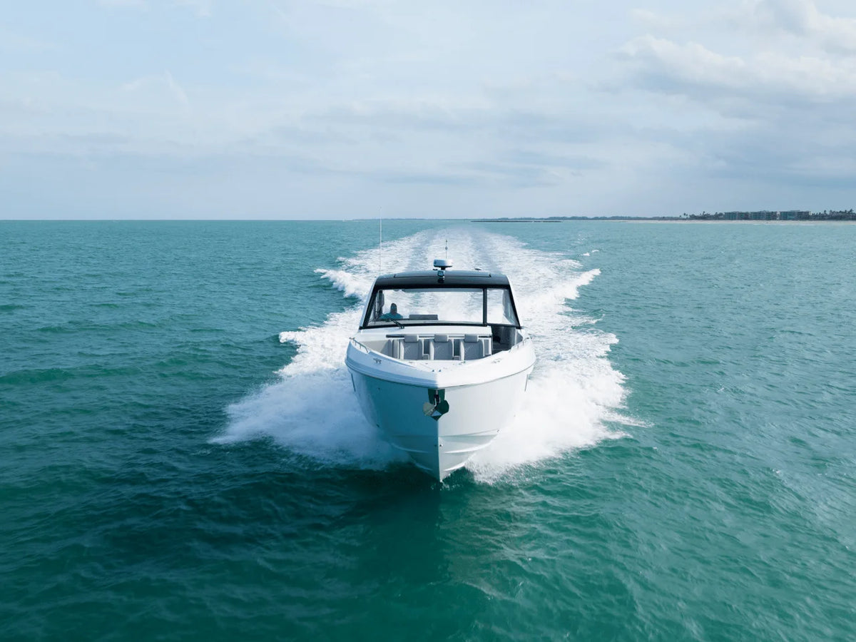 2027 Cruisers Yachts 50 GLS OB 50.0 feet, Clearwater, Florida #3
