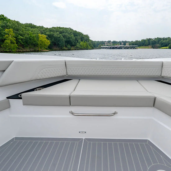 2027 Cruisers Yachts 42 GLS Outboard 42.0 feet, Clearwater, Florida #38