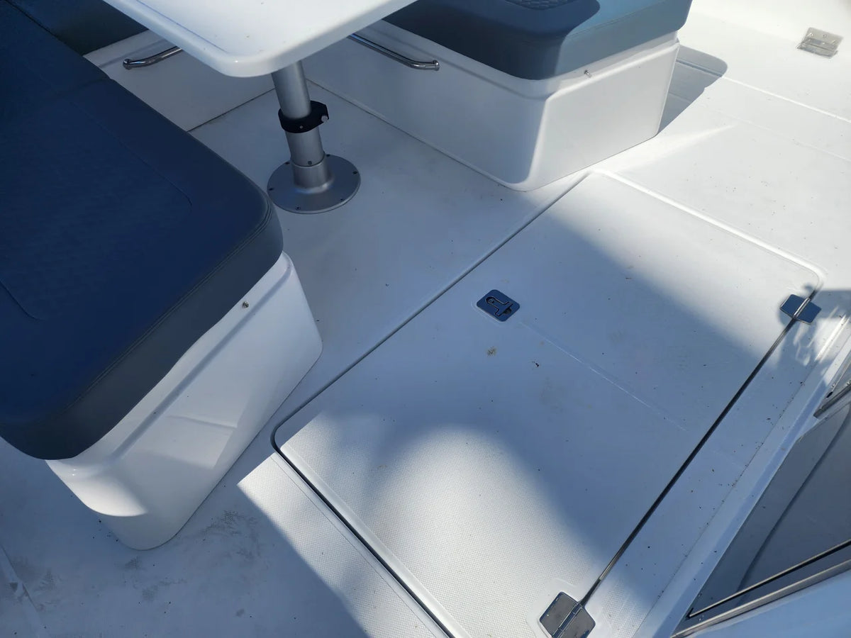 2027 Cruisers Yachts 45VTR 45.0 feet, Clearwater, Florida #37