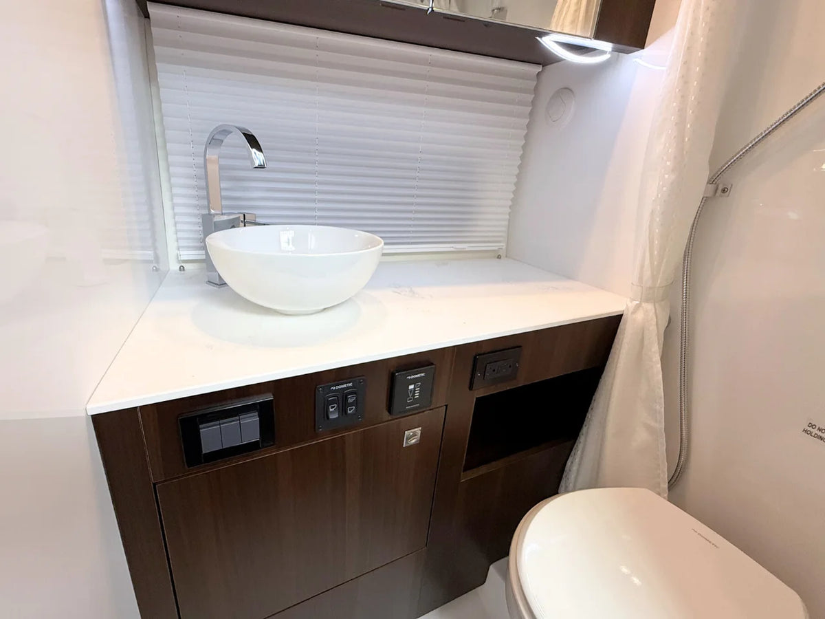 2026 Cruisers Yachts 34 GLS 34.0 feet, Clearwater, Florida #60