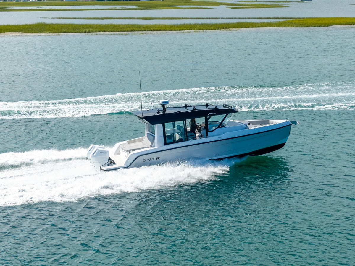 2027 Cruisers Yachts 38 VTR EC 38.0 feet, Clearwater, Florida #2