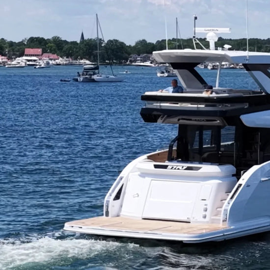 2026 Cruisers Yachts 57 FLY 57.0 feet, Clearwater, Florida #4