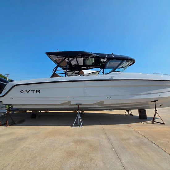 2027 Cruisers Yachts 38 VTR 38.0 feet, Clearwater, Florida #1