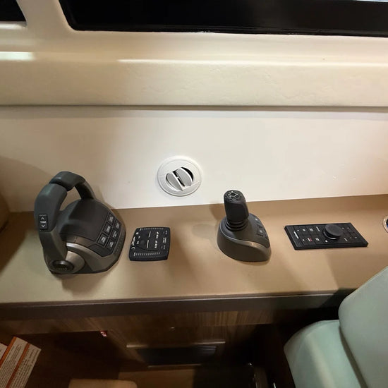 2026 Cruisers Yachts 46 Cantius 46.0 feet, Clearwater, Florida #25