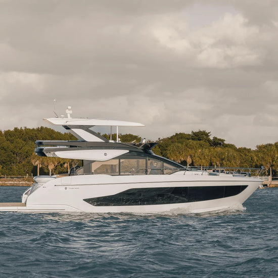 2027 Cruisers Yachts 57 FLY 57.0 feet, Clearwater, Florida #32
