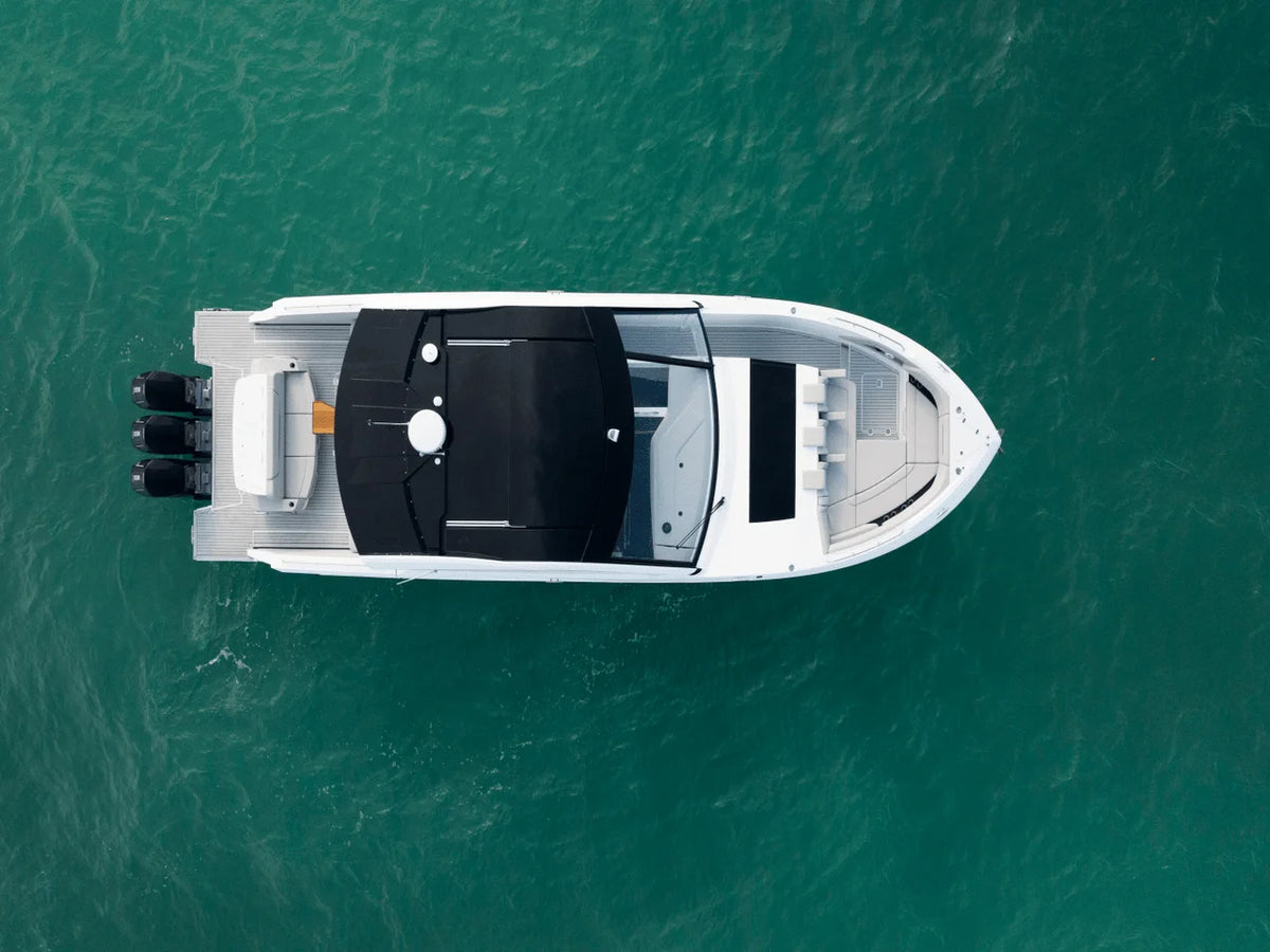 2027 Cruisers Yachts 50 GLS OB 50.0 feet, Clearwater, Florida #17