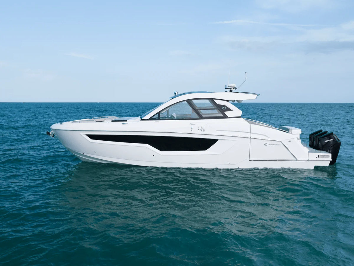 2027 Cruisers Yachts 50 GLS OB 50.0 feet, Clearwater, Florida #10