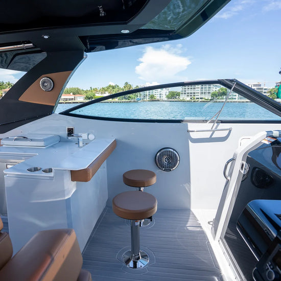 2027 Cruisers Yachts 38 GLS Outboard 38.0 feet, Clearwater, Florida #19